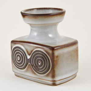 soholm einar johansenspiral vase in white and brown